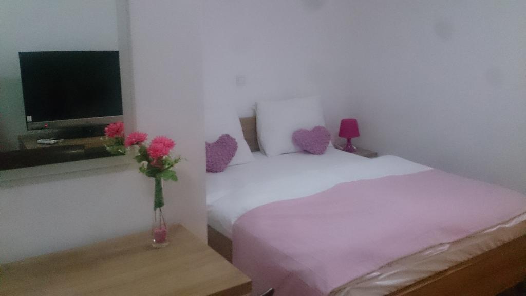 Lugarnica Bed & Breakfast Zagreb Ruang foto